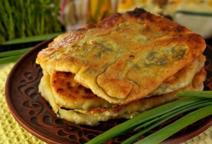 Плацинды с творогом и зеленью: легко, быстро, вкусно