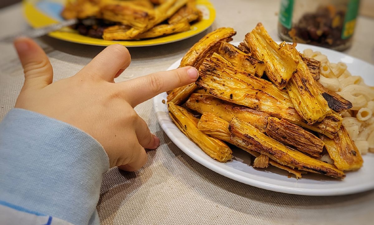 Хрустящая спаржа: идеальная веганская закуска на 23 февраля