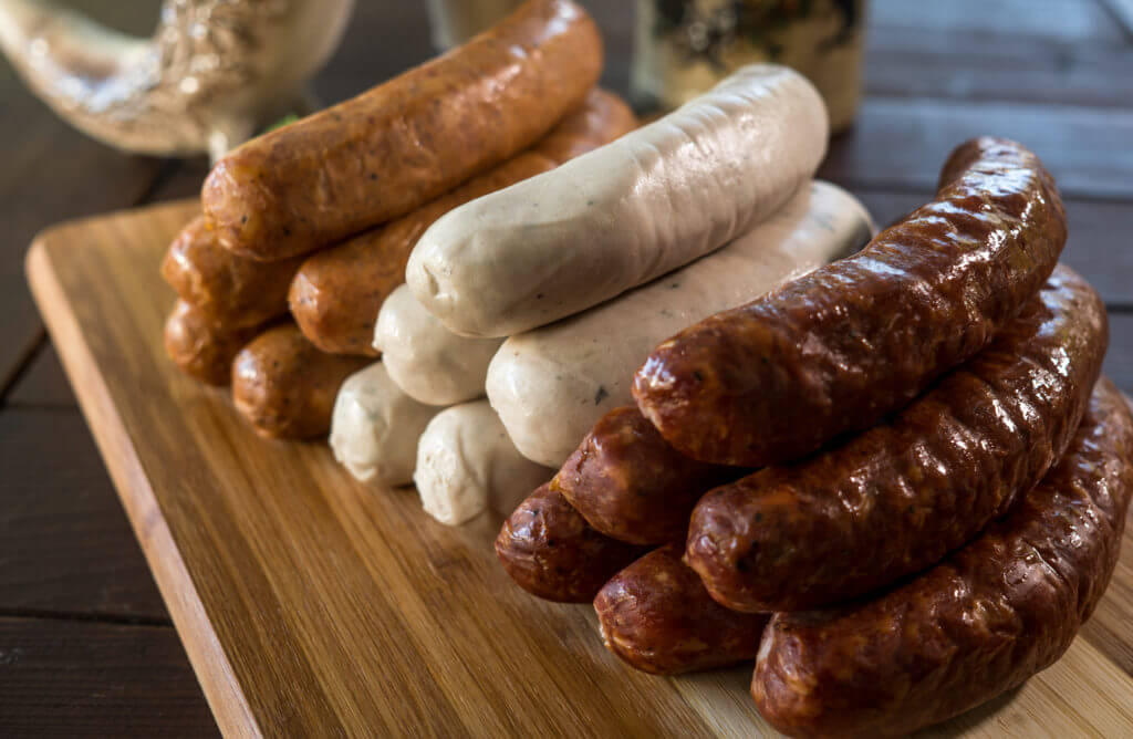 История баварских колбас: культурное наследие и гастрономические традиции