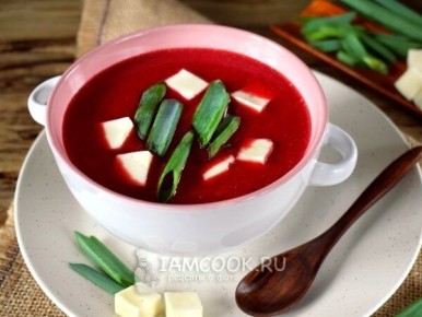 Новый взгляд на привычный свекольный суп: секреты вкусного рецепта