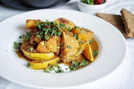 Секреты приготовления пикантной курицы с айвой