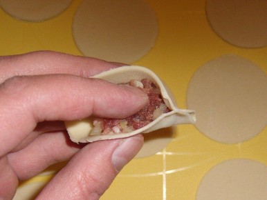 Пельмени: от традиционной еды до кулинарного символа России