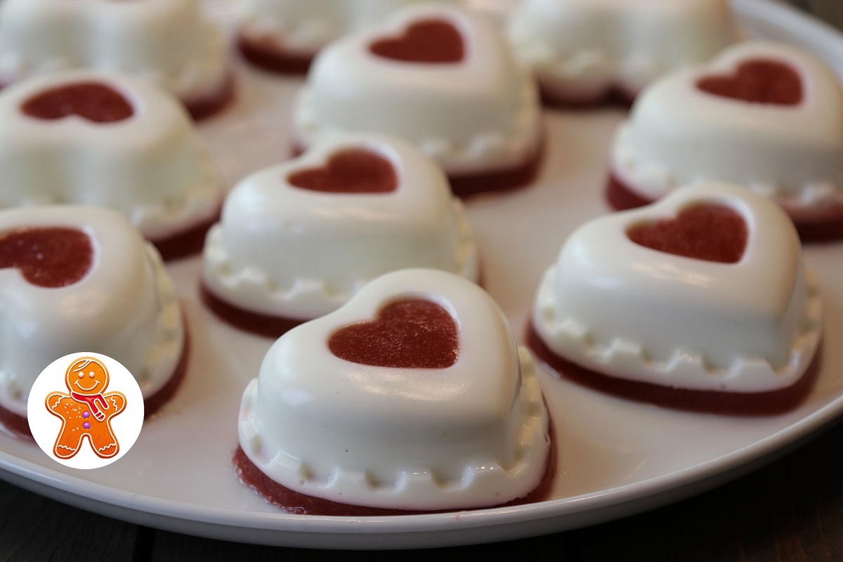 Нежное сметанное суфле с ягодами