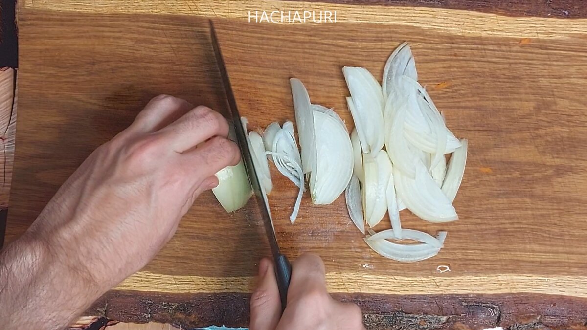 Забытая подливка из советского прошлого: вкус, который стоит вернуть на стол