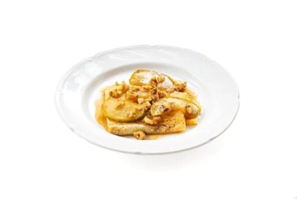 Восхитительные блинчики с карамельными яблоками и грецкими орехами