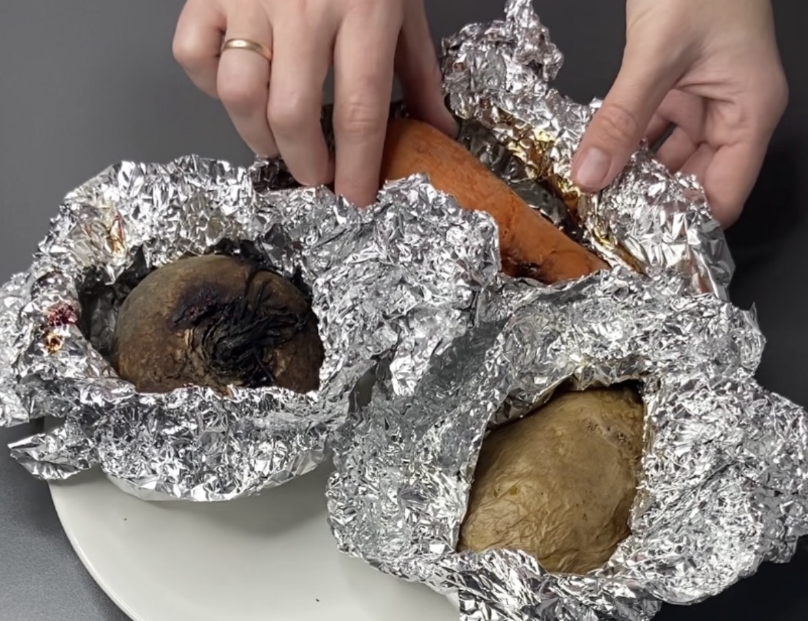 Необычный салат без селедки, который удивит всех на столе