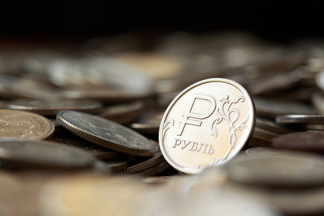 Чаевые в Петербурге: почему горожане оставляют меньше всего