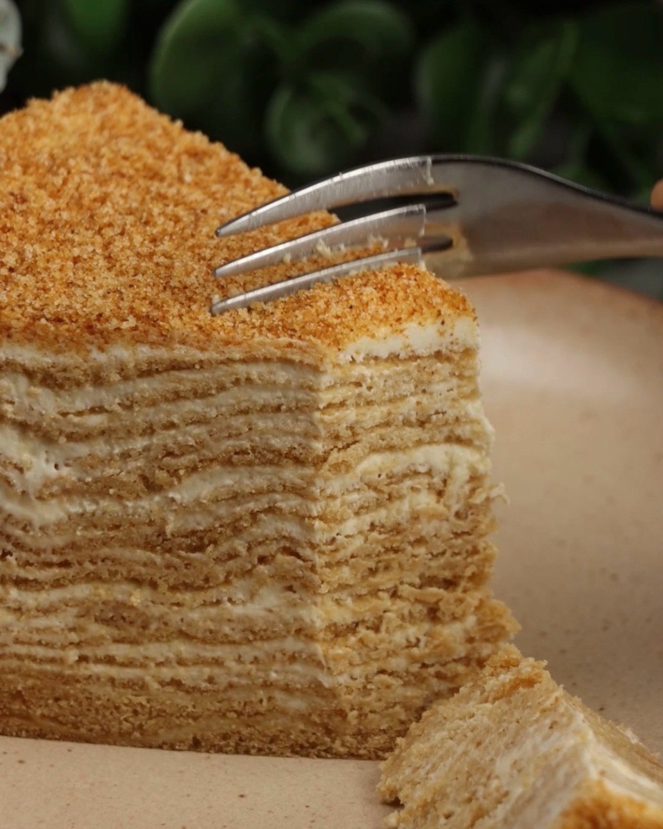 Как приготовить медовик: простой и вкусный рецепт