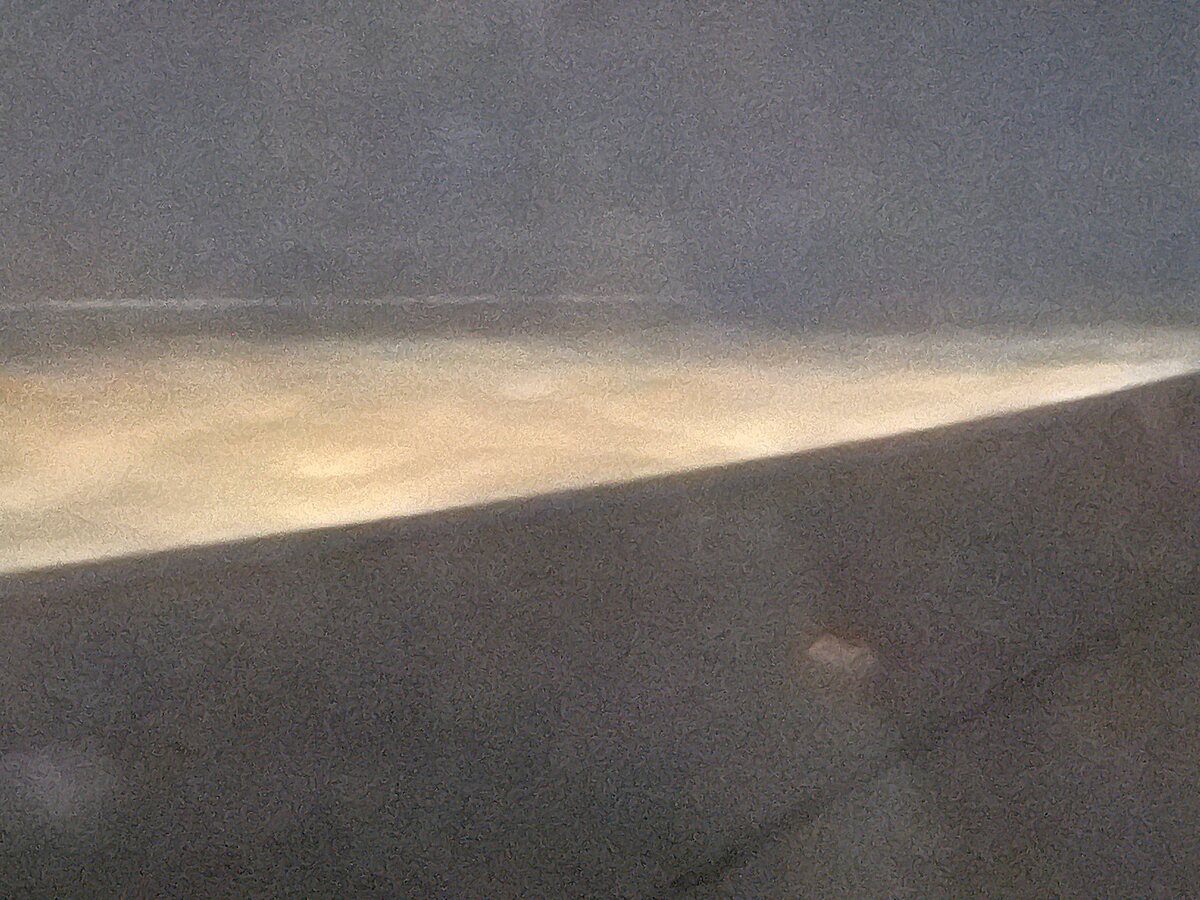 Неожиданные приключения в пути: задержка рейса из-за погоды