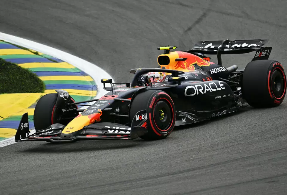 Лоран Мекис: Трудности с настройками RB21 становятся постоянным вызовом