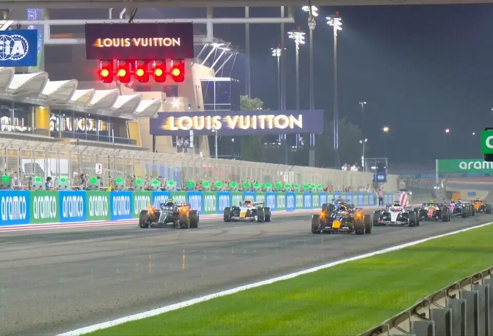 Гран При Австралии откроется с неожиданной задержкой