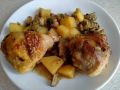 Вкусные и бюджетные блюда: как приготовить целую курицу на три приема пищи