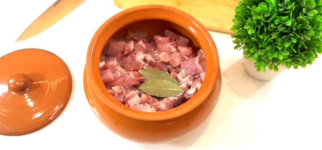 Нежное мясо "по-русски": раскройте секреты семейного рецепта